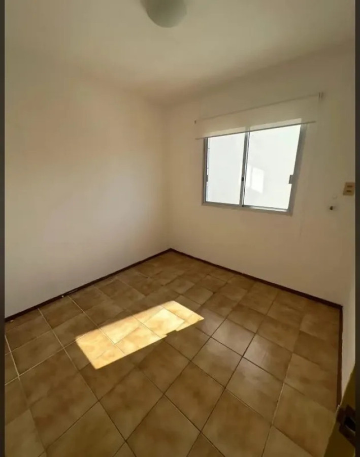 Apartamento ID.6018 - Venta Apartamento 3 Dormitorios Pocitos con balcon y cochera