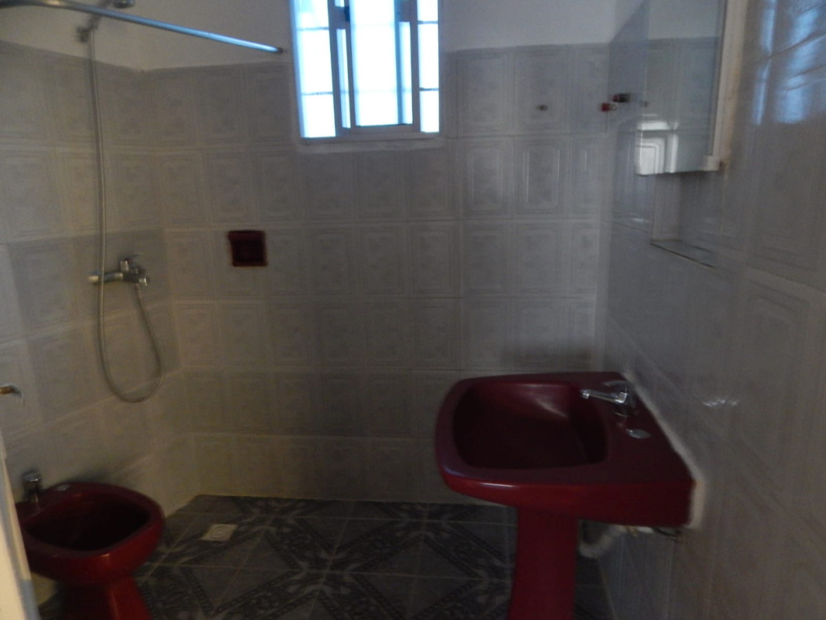 Apartamento ID.6734 - Alquiler Apartamento 3 Dormitorios Parque Batlle con patio