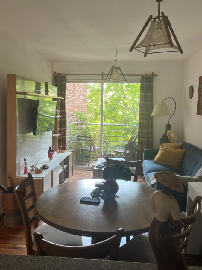 Apartamento ID.5843 - Alquiler Apartamento 1 Dormitorio Pocitos con Balcon 