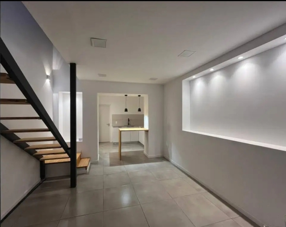 Apartamento ID.6241 - Venta Duplex 2 Dormitorios Aguada con terraza y azotea