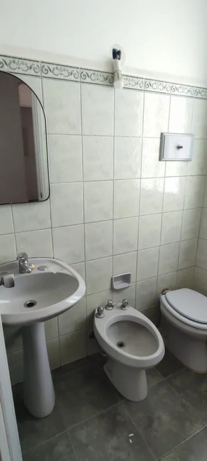 Apartamento ID.5932 - Venta Apartamento 3 Dormitorios Pocitos con balcon