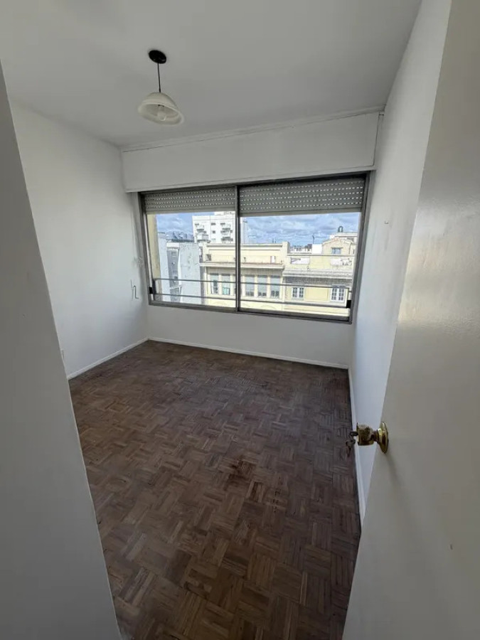 Apartamento ID.6796 - Alquiler Apartamento 2 Dormitorios Centro