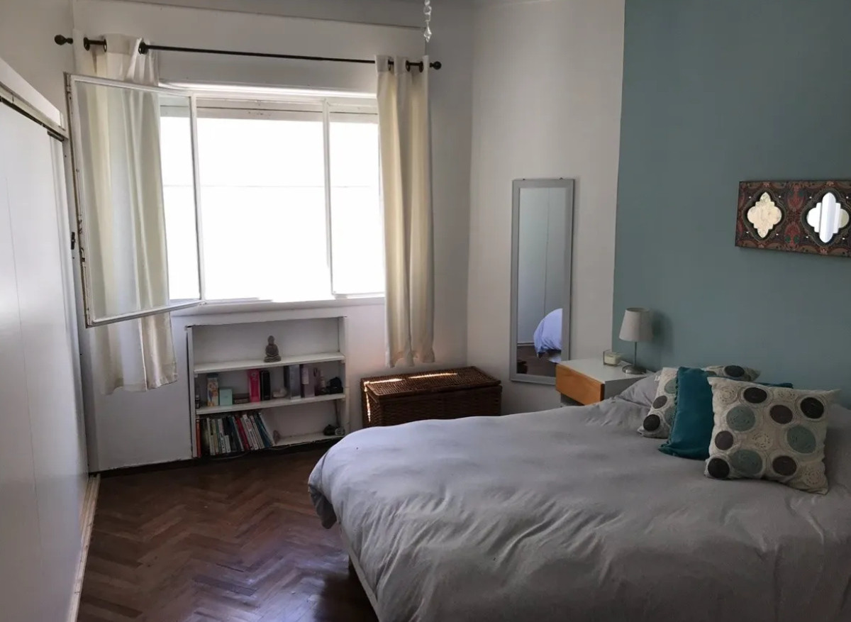 Apartamento ID.5142 - Venta y Alquiler Apartamento 2 Dormitorios Centro con balcon