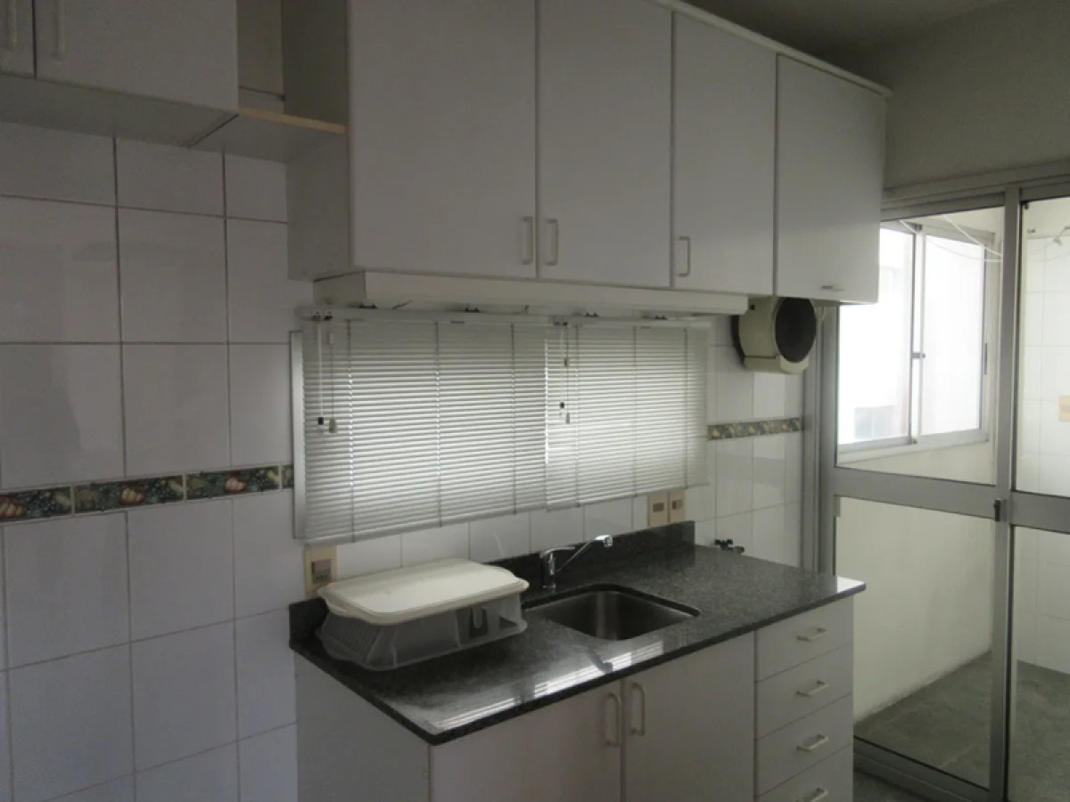 Apartamento ID.5002 - Alquiler Apartamento 1 Dormitorio Pocitos con Garaje