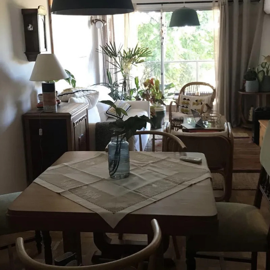 Apartamento ID.5721 - Venta con Renta Apartamento 2 Dormitorios Tres Cruces
