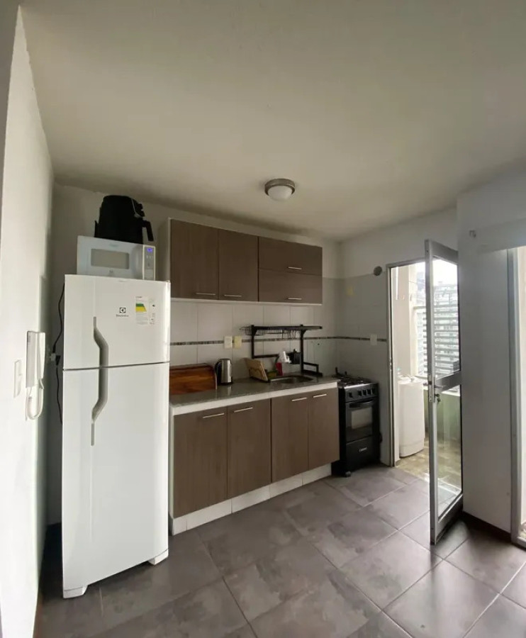Apartamento ID.6695 - Alquiler Apartamento 1 Dormitorio Cordon con balcon 