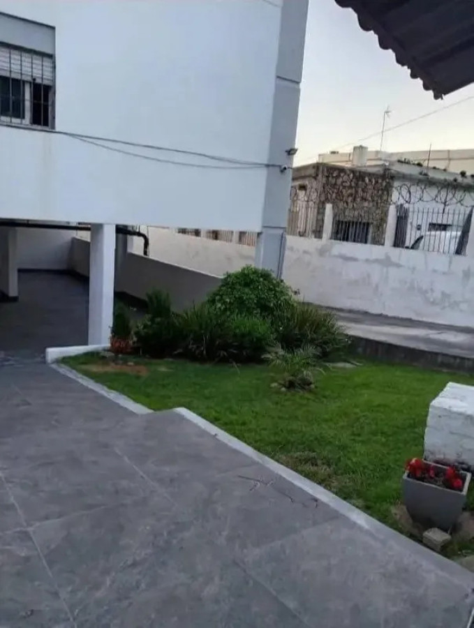 Apartamento ID.6570 - Venta Apartamento 2 Dormitorios Buceo con cochera 