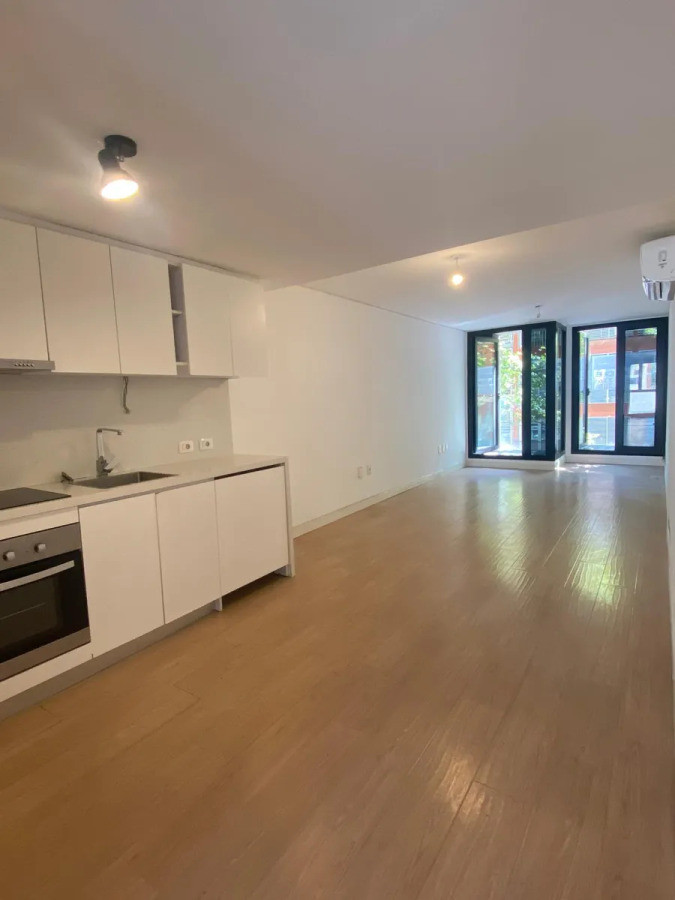 Apartamento ID.5404 - Alquiler o Venta Apartamento 2 Dormitorios Centro con balcon