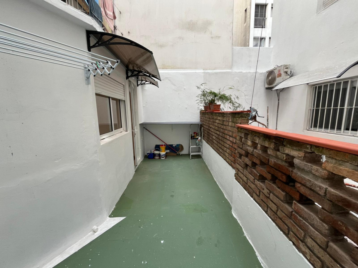 Apartamento ID.5640 - Alquiler Apartamento 4 Dormitorios Pocitos con terraza