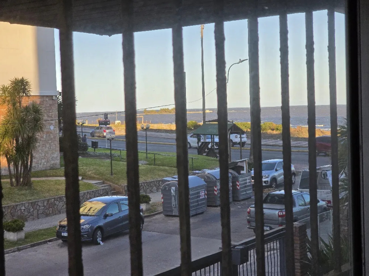 Apartamento ID.5306 - Alquiler Apartamento 2 Dormitorios Malvin 