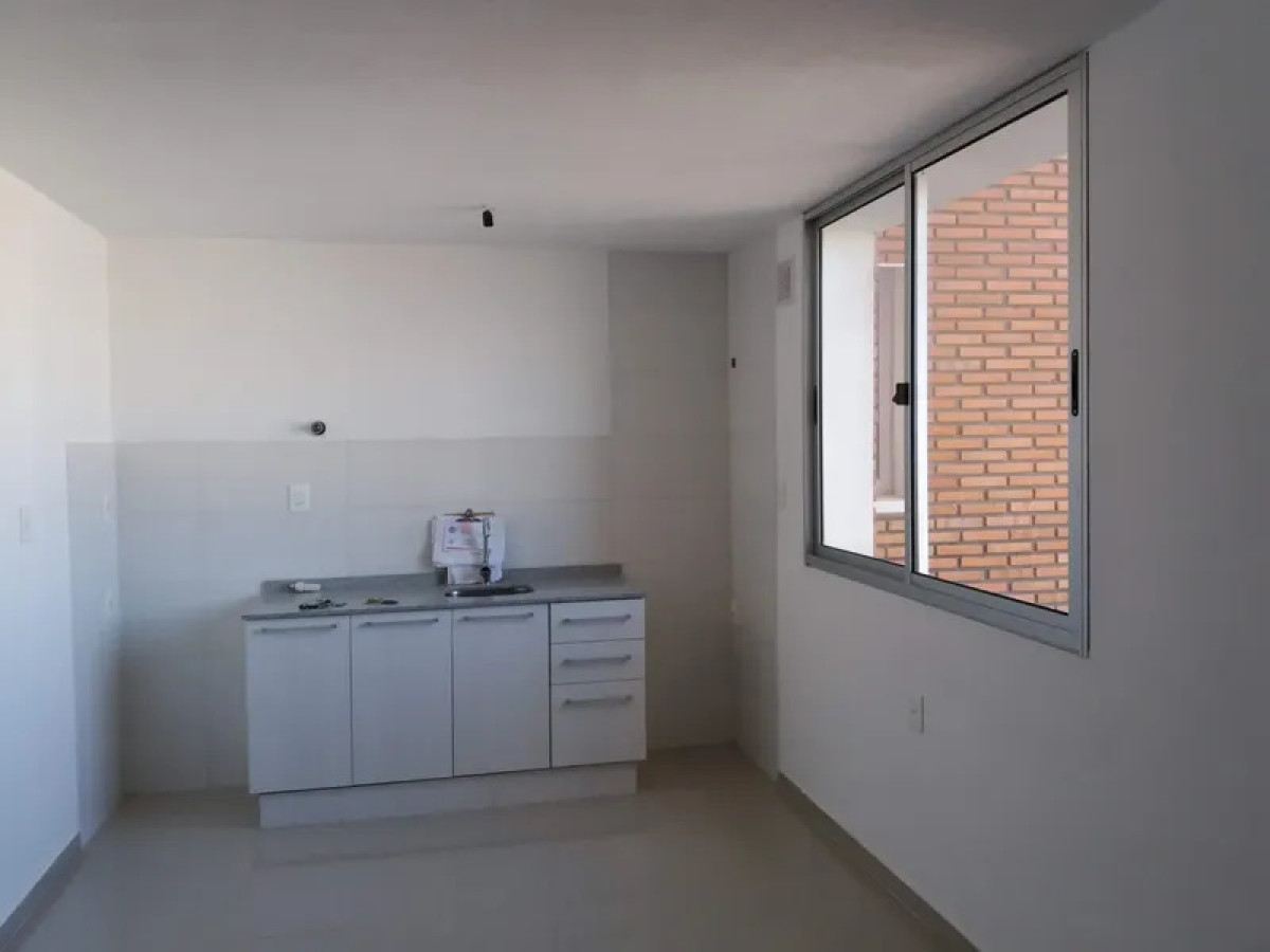 Apartamento ID.6821 - Alquiler Apartamento Monoambiente La Blanqueada con garaje