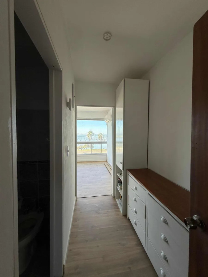 Apartamento ID.4797 - Alquiler Apartamento 2 Dormitorios Buceo con garaje 