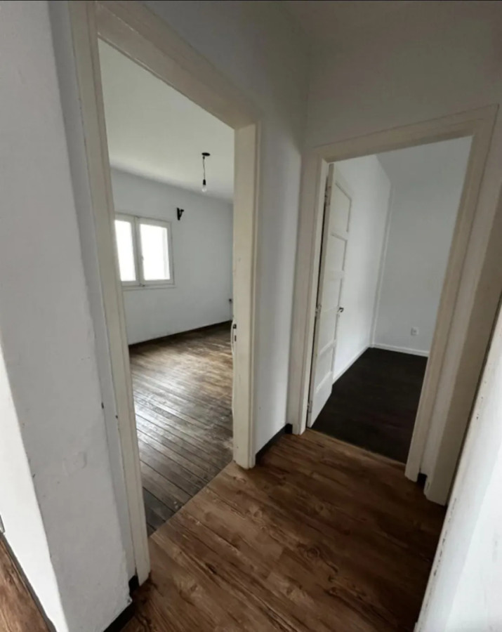 Apartamento ID.5792 - Alquiler Apartamento 2 Dormitorios Ciudad Vieja frente al Mar