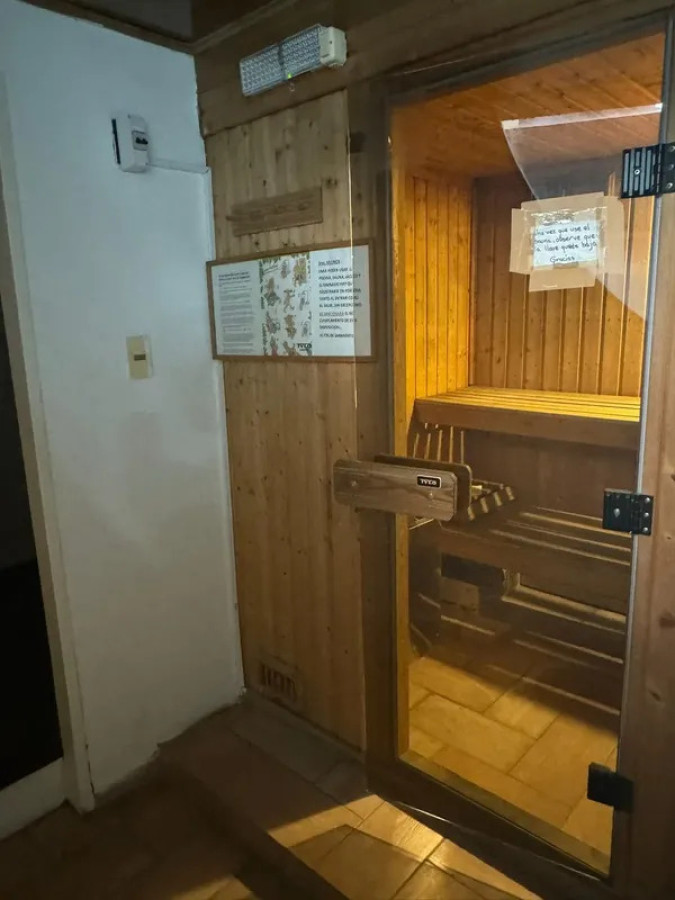 Apartamento ID.6168 - Alquiler Apartamento 2 Dormitorios Punta Carretas cochera