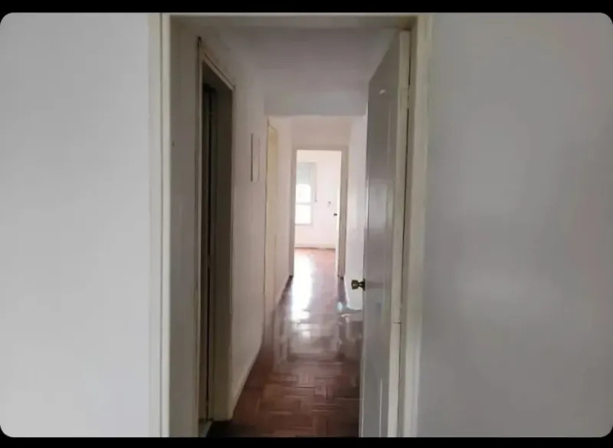 Apartamento ID.6633 - Alquiler Apartamento 2 Dormitorios Pocitos balcon y cochera