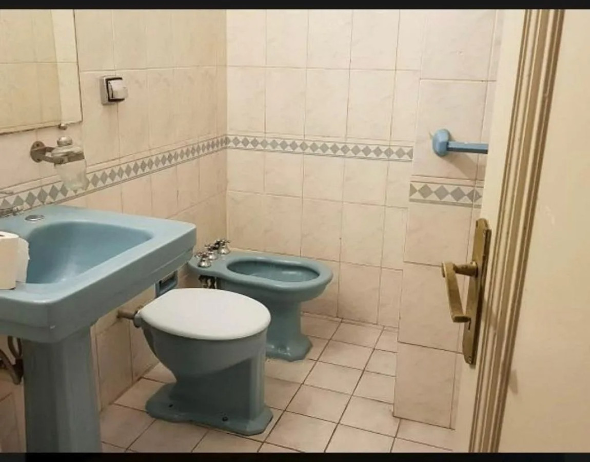 Apartamento ID.4796 - Venta Gran Apartamento, Empresa u Oficinas Inversión Centro