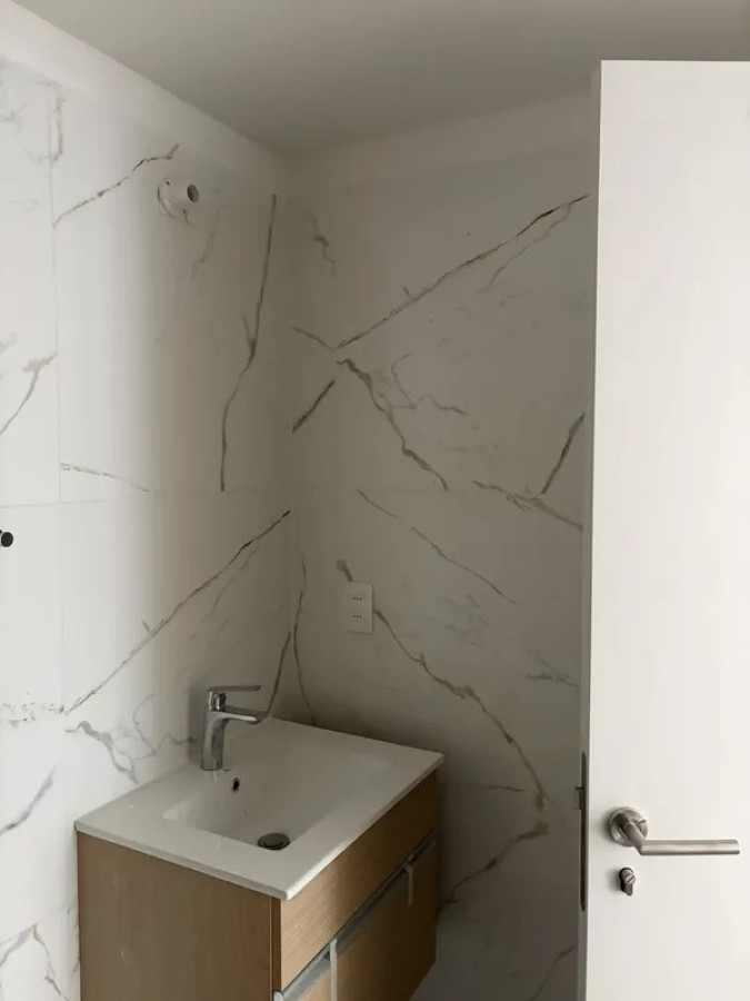 Apartamento ID.5982 - Alquiler Apartamento 1 Dormitorio La Blanqueada con cochera