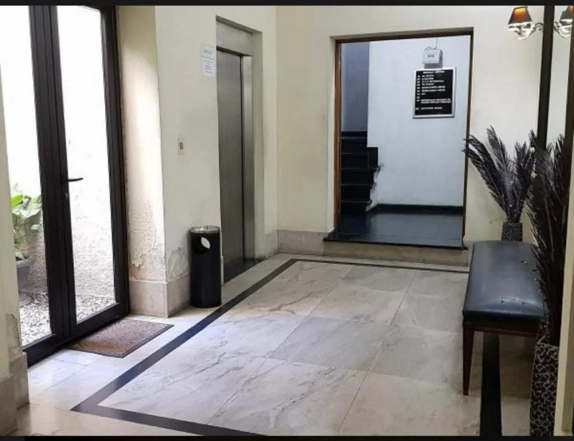 Apartamento ID.4796 - Venta Gran Apartamento, Empresa u Oficinas Inversión Centro