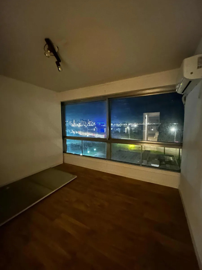 Apartamento ID.4797 - Alquiler Apartamento 2 Dormitorios Buceo con garaje 