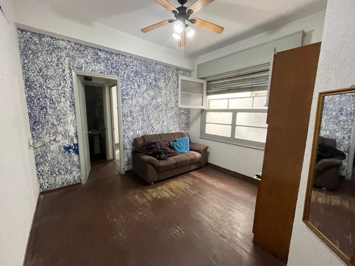 Apartamento ID.6505 - Venta Apartamento 1 Dormitorio Ciudad Vieja con balcon