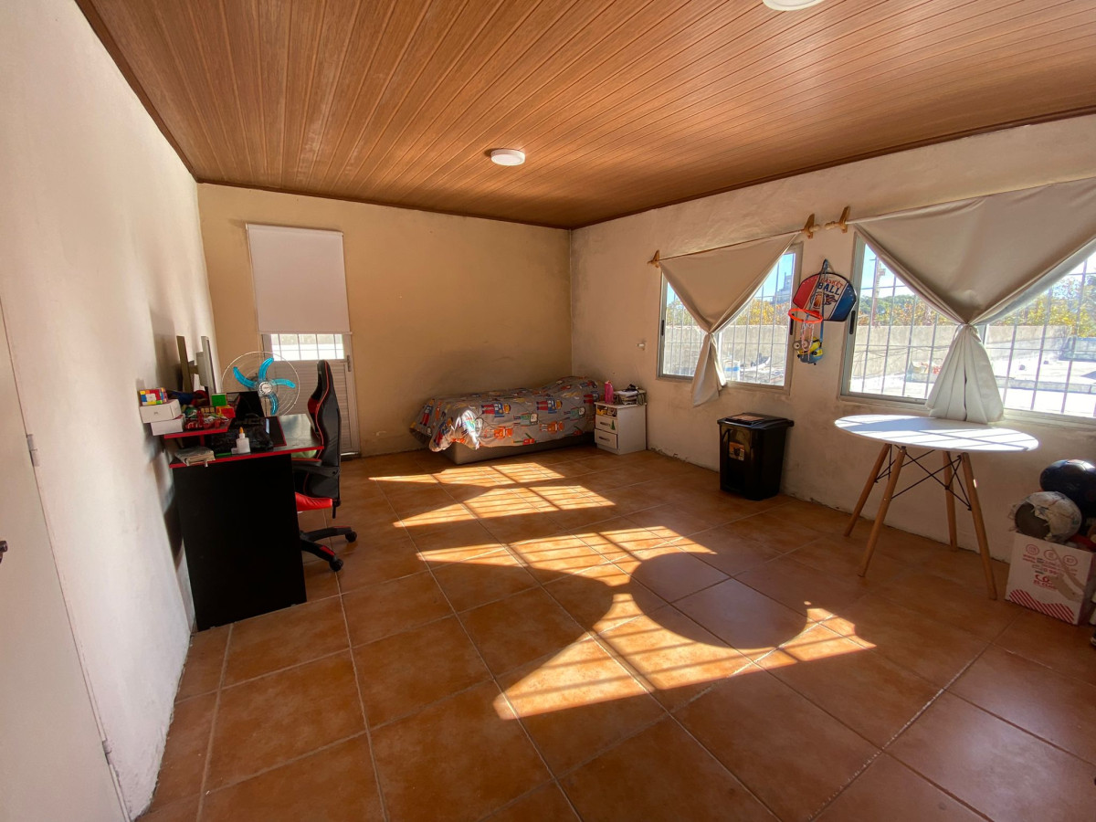 Apartamento ID.4775 - Venta Apartamento tipo Casa 3 Dormitorios Tres Cruces