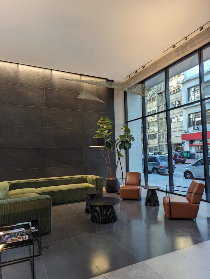 Apartamento ID.5213 - Alquiler Monoambiente Cordon con patio