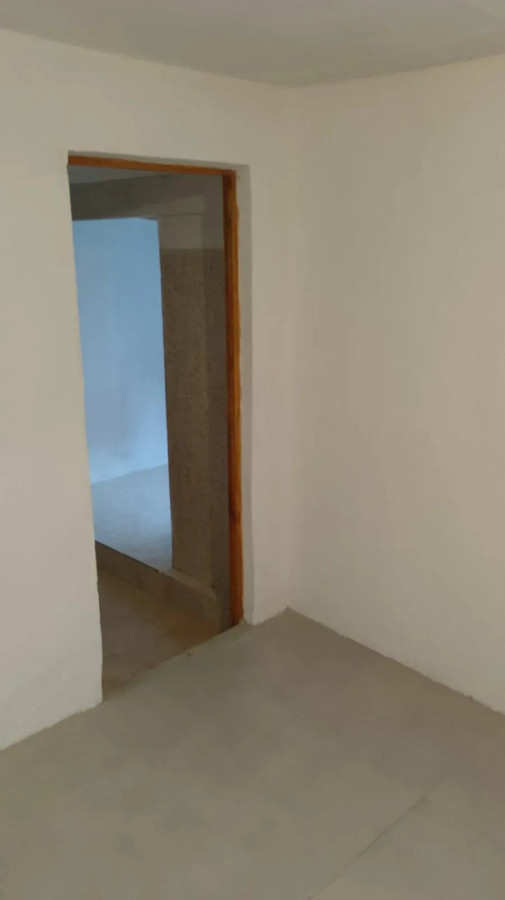 Apartamento ID.5624 - Alquiler Apartamento 1 Dormitorio Prado con Patio y Galpon