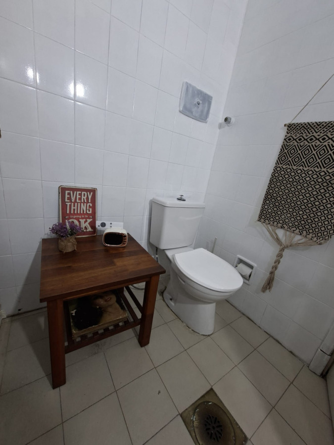 Apartamento ID.6326 - Alquiler Apartamento 4 Dormitorios La Comercial con patio