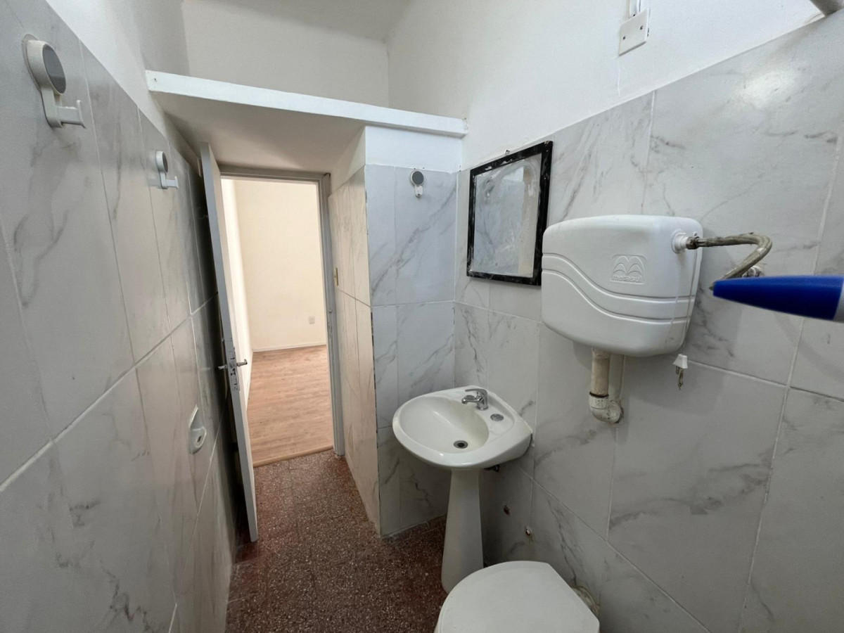 Apartamento ID.5919 - Alquiler Apartamento 1 Dormitorio Reducto con Balcon