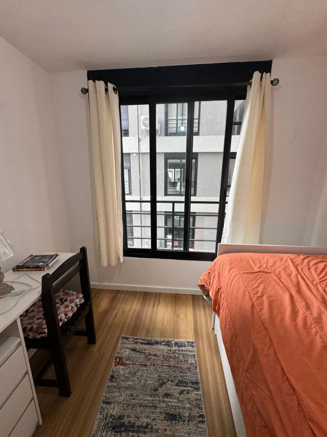 Apartamento ID.4700 - Alquiler Apartamento 2 Dormitorios Centro con cochera  