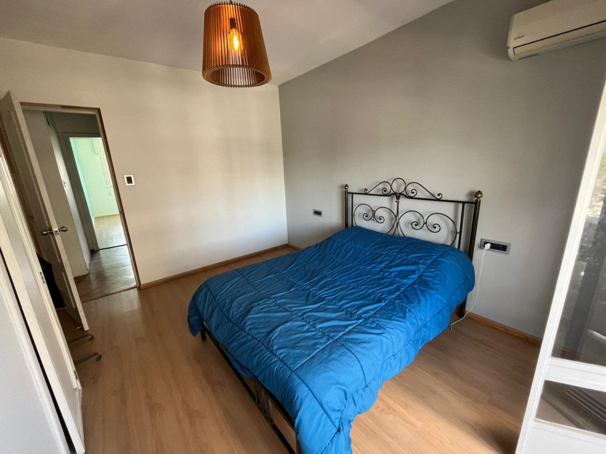 Apartamento ID.5751 - Alquiler o Venta Apartamento 4 Dormitorios Cordon con Balcon