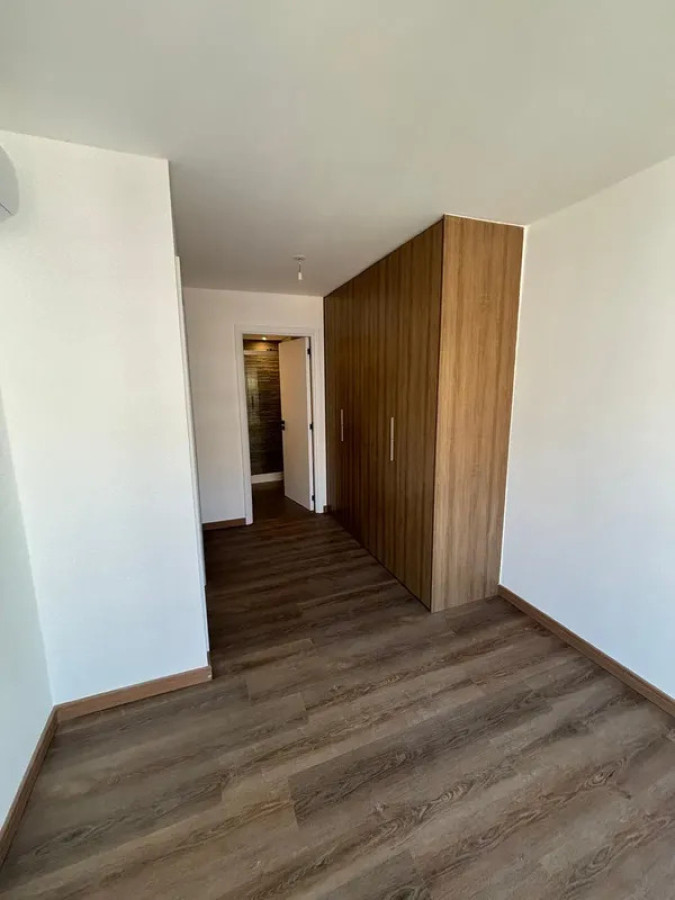 Apartamento ID.6120 - Alquiler Apartamento 1 Dormitorio Pocitos balcon y garaje