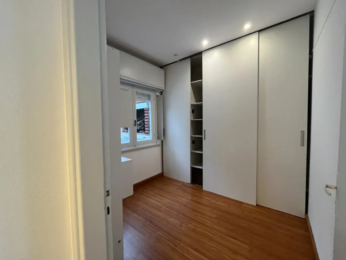 Apartamento ID.6765 - Alquiler Apartamento 2 Dormitorios Punta Carretas con balcon