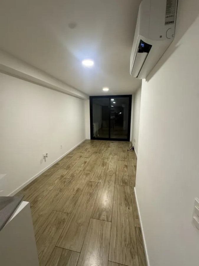 Apartamento ID.6240 - Alquiler Apartamento 1 Dormitorio Pocitos con balcon