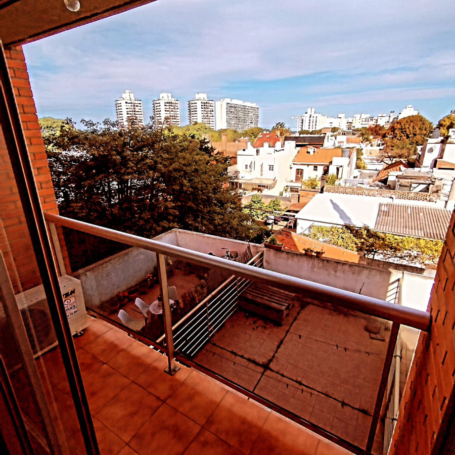 Apartamento ID.5280 - Alquiler Apartamento Monoambiente Pocitos con Balcón