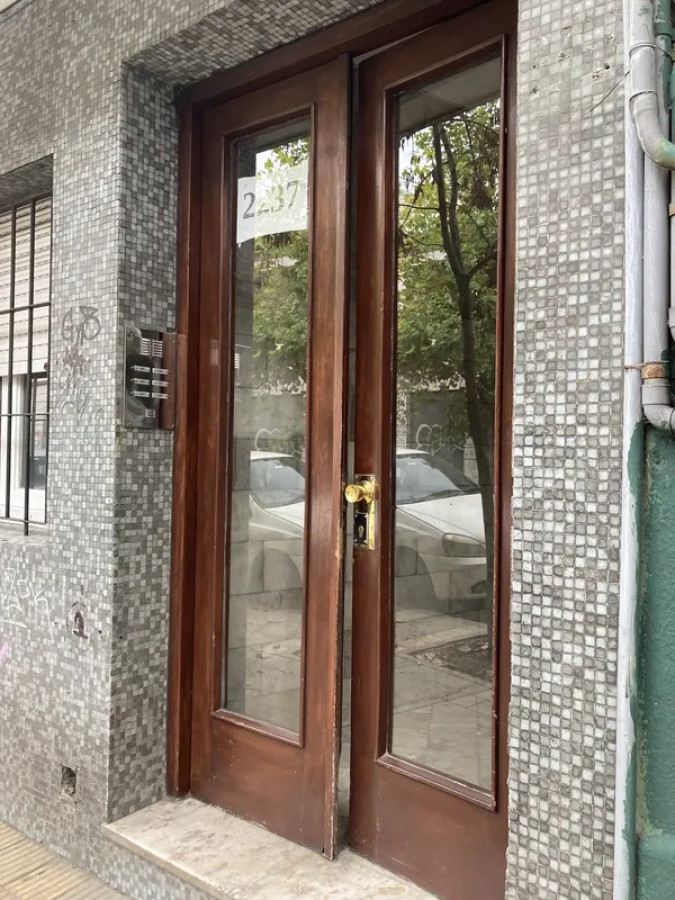 Apartamento ID.6718 - Alquiler Apartamento 1 Dormitorio Tres Cruces con patio