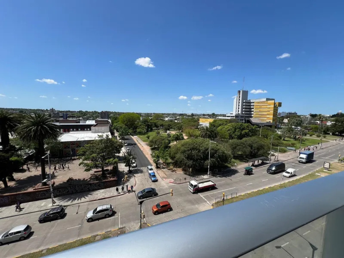 Apartamento ID.6189 - Alquiler Apartamento 2 Dormitorio Jacinto Vera con balcon