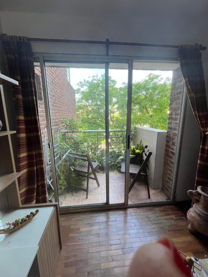 Apartamento ID.5843 - Alquiler Apartamento 1 Dormitorio Pocitos con Balcon 