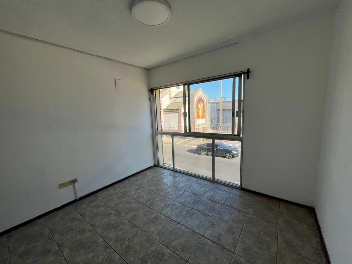 Apartamento ID.6058 - Venta y Alquiler Apartamento Monoambiente Tres Cruces