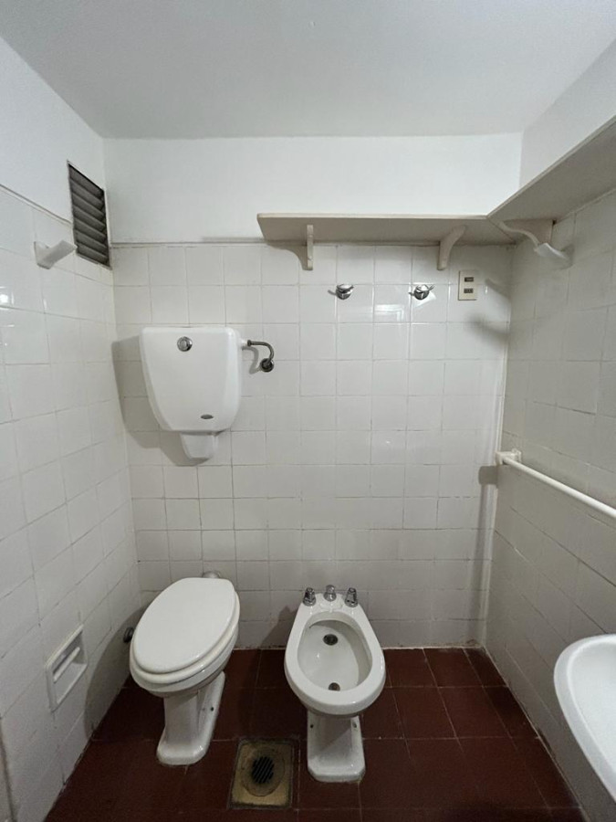 Apartamento ID.1556 - Apartamento con saldo ANV en Venta Aguada 2 Dormitorios y Balcón