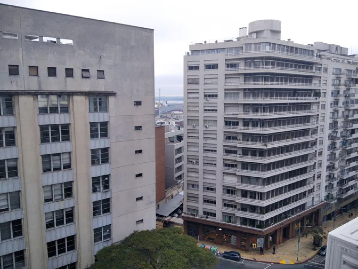 Apartamento ID.4988 - Venta Apartamento 3 Dormitorios Centro Inversion