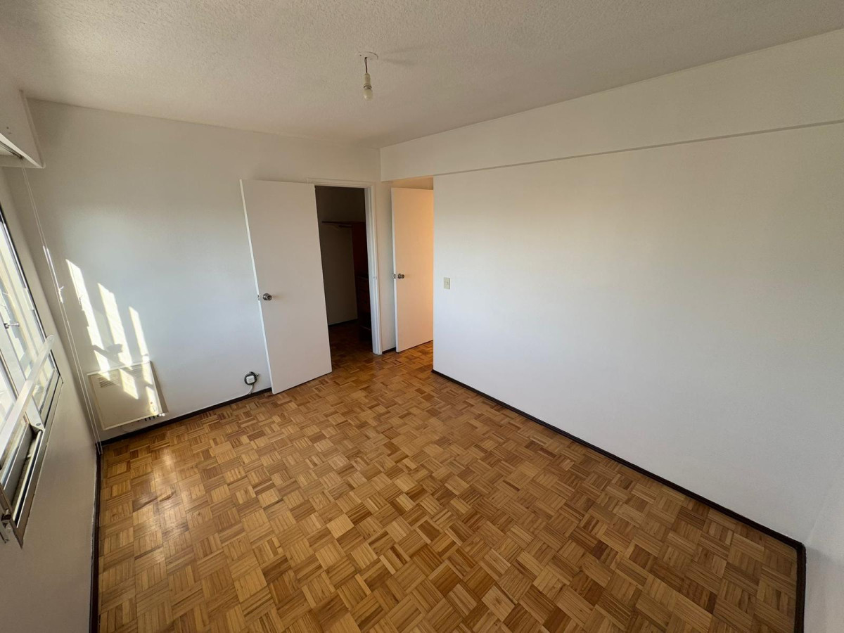 Apartamento ID.5177 - Alquiler Apartamento 2 Dormitorios Pocitos 