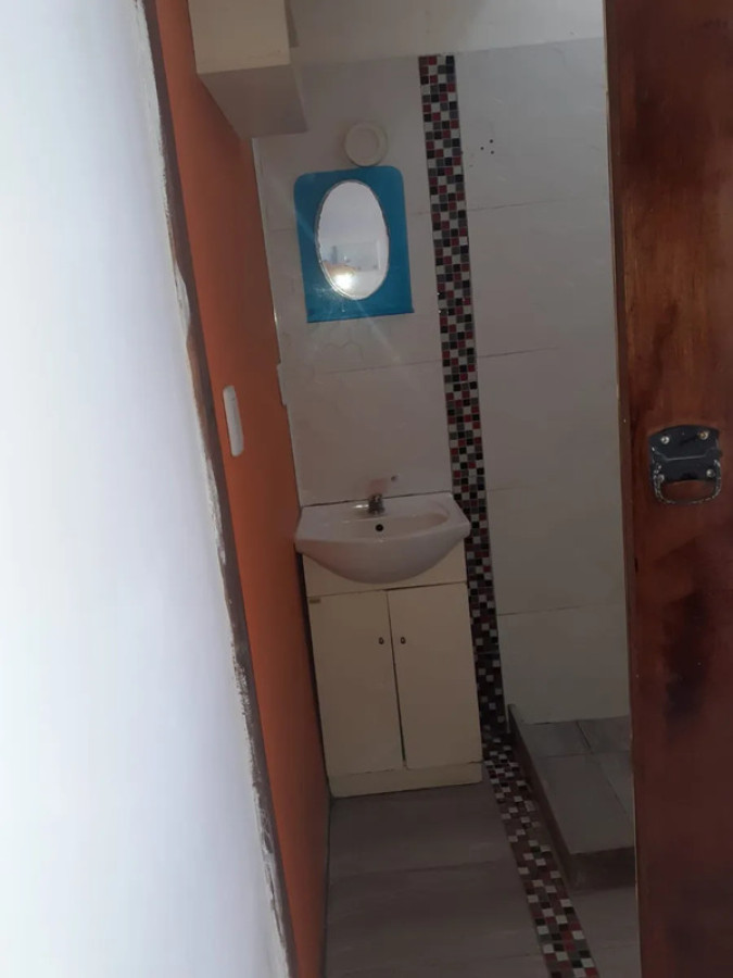 Apartamento ID.5624 - Alquiler Apartamento 1 Dormitorio Prado con Patio y Galpon