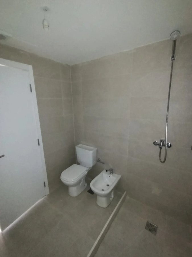 Apartamento ID.6685 - Alquiler o Venta Apartamento 2 Dormitorios Tres Cruces 