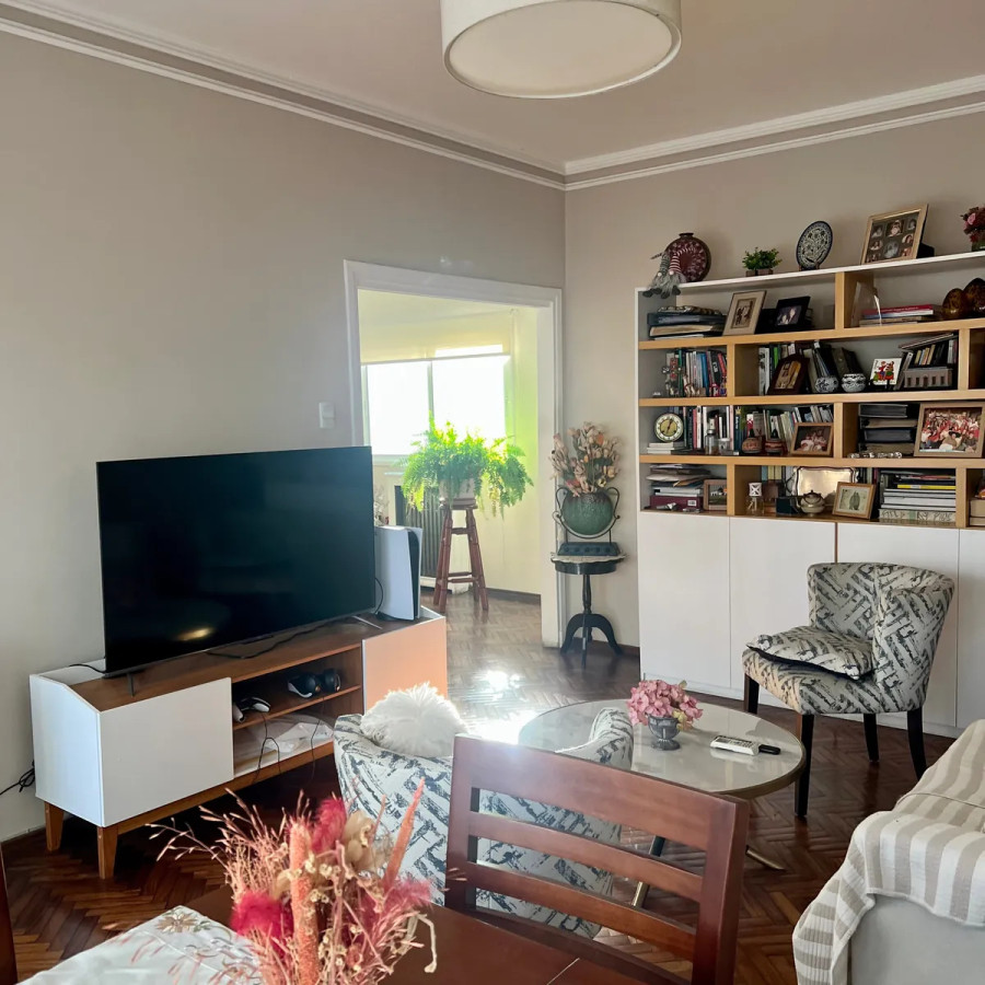 Apartamento ID.5114 - Venta y Alquiler Apartamento 3 Dormitorios Centro con terraza