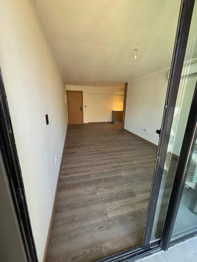 Apartamento ID.6120 - Alquiler Apartamento 1 Dormitorio Pocitos balcon y garaje