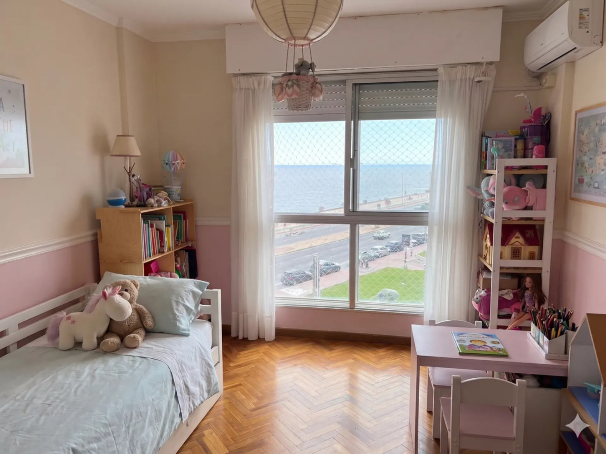 Apartamento ID.6736 - Venta Apartamento 3 Dormitorios Barrio Sur con Vista al Rio