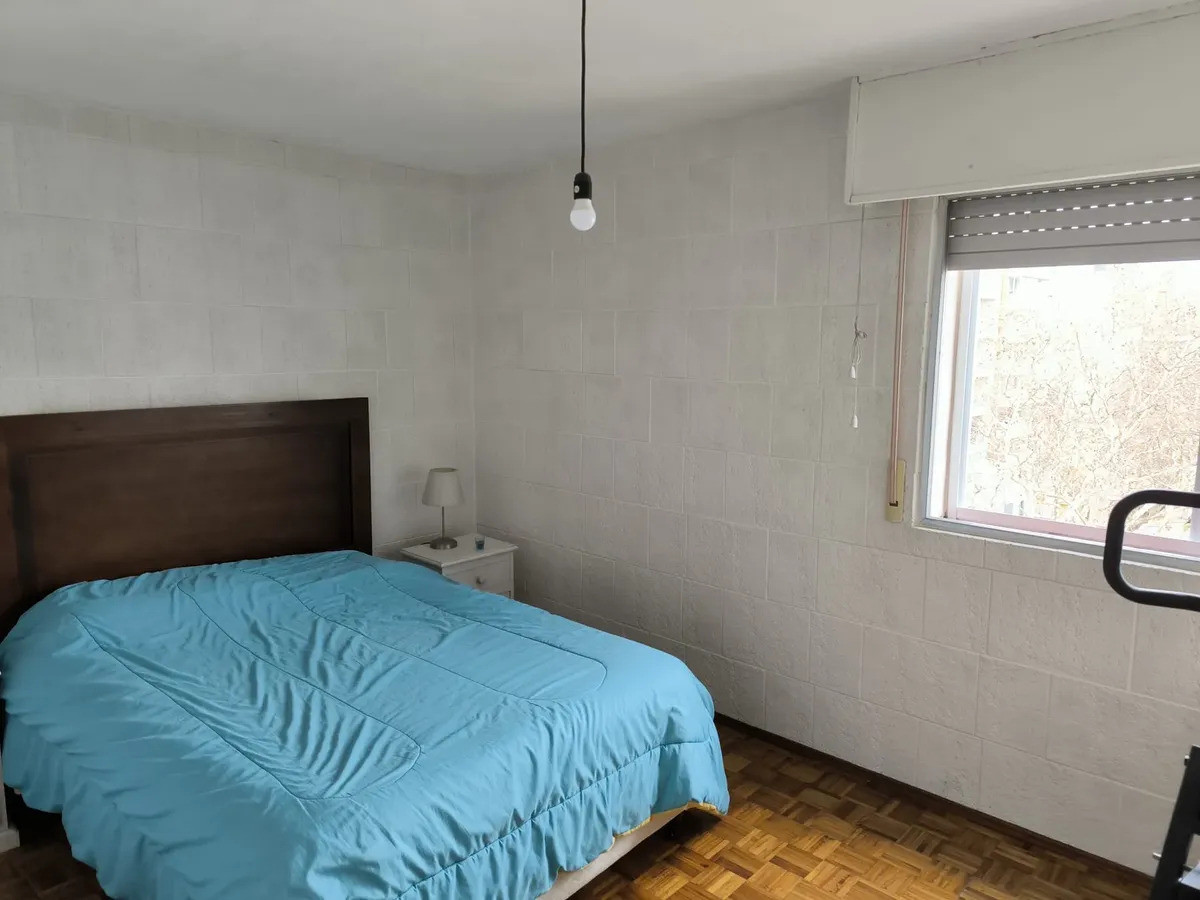 Apartamento ID.6834 - Venta Apartamento 3 Dormitorios Centro con balcon y cochera