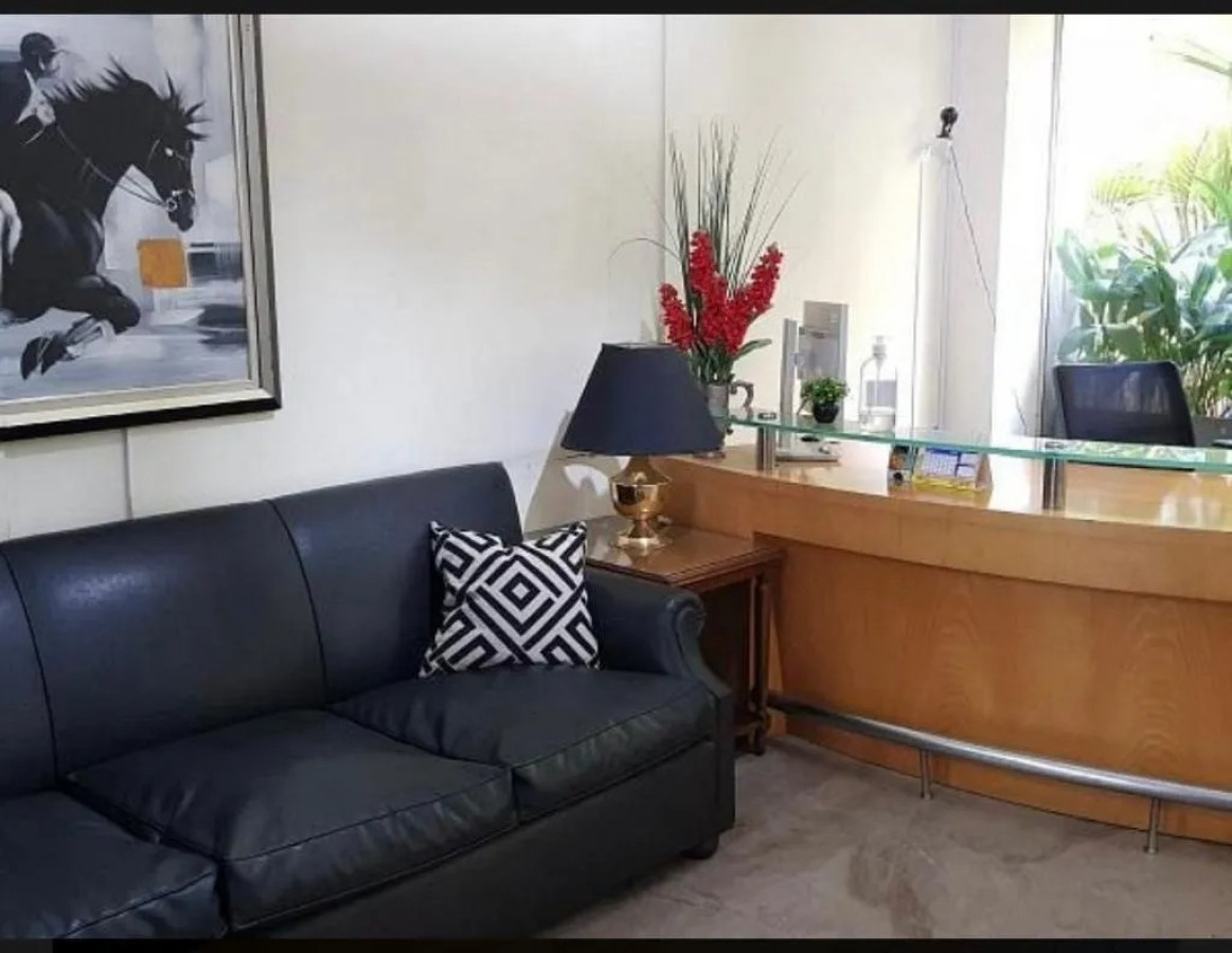 Apartamento ID.4796 - Venta Gran Apartamento, Empresa u Oficinas Inversión Centro