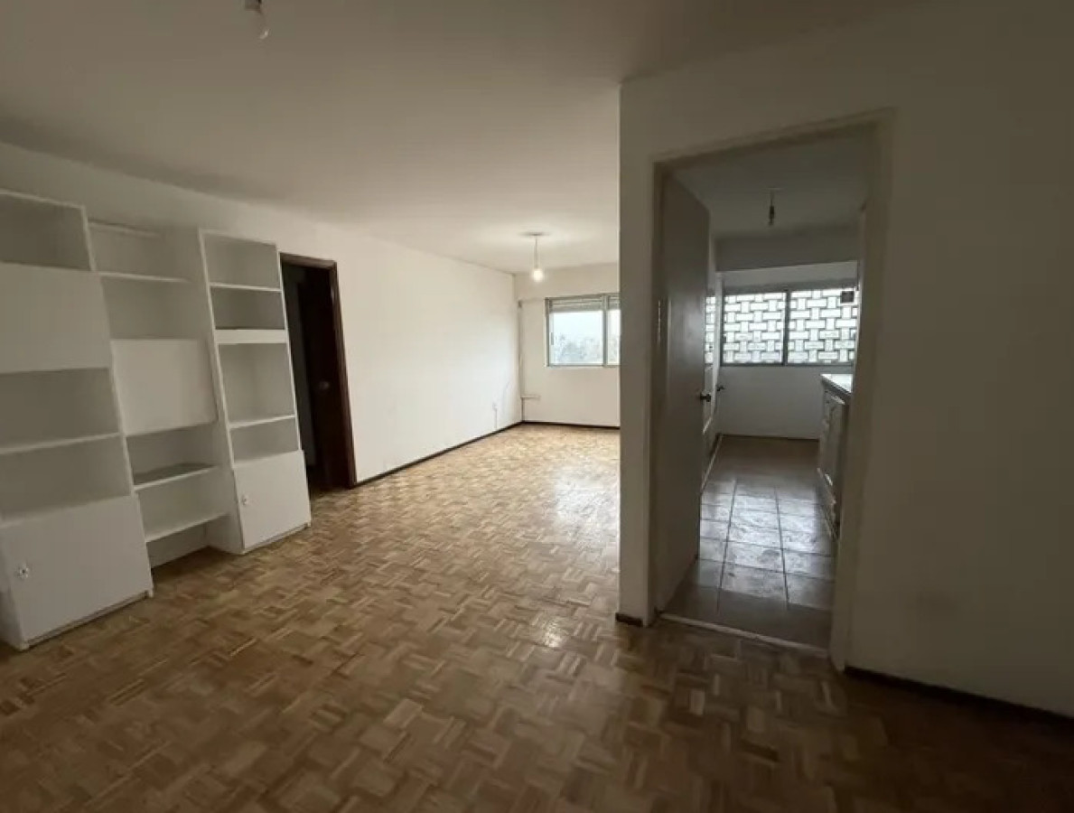 Apartamento ID.6822 - Alquiler Apartamento 2 Dormitorios Parque Batlle con cochera 